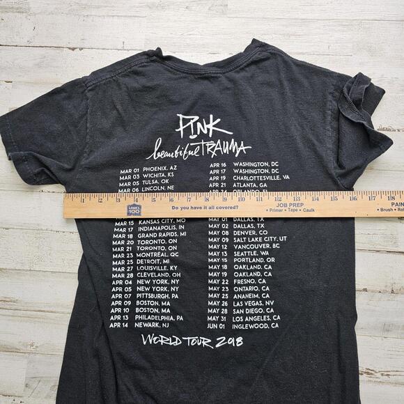 Pink Beautiful Trauma 2018 World Tour Black Short Sleeve Dual Tee Size SM - Picture 5 of 5